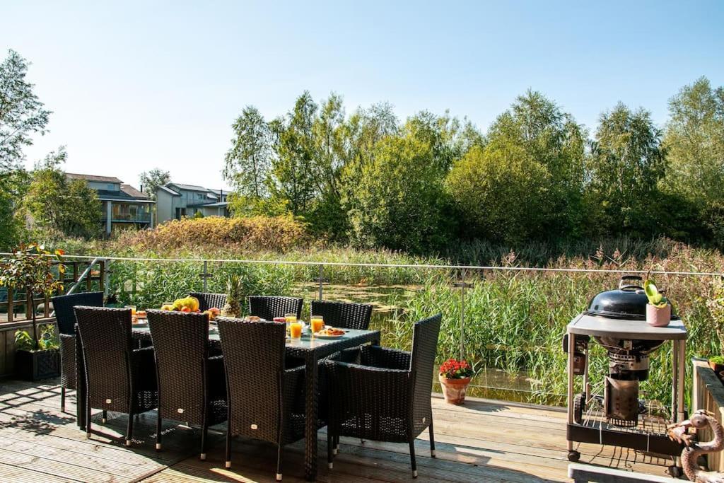 Blueberry Cottage - Lower Mill Estate Somerford Keynes Εξωτερικό φωτογραφία