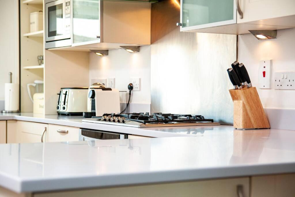 Blueberry Cottage - Lower Mill Estate Somerford Keynes Εξωτερικό φωτογραφία