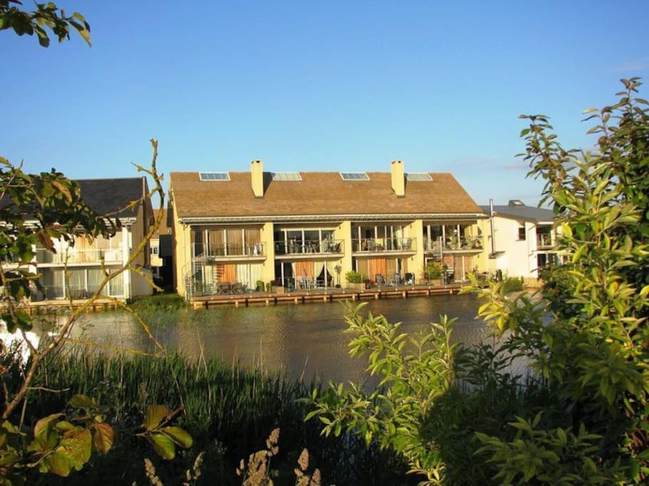 Blueberry Cottage - Lower Mill Estate Somerford Keynes Εξωτερικό φωτογραφία